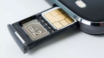 Нужна ли карта microSD на смартфоне