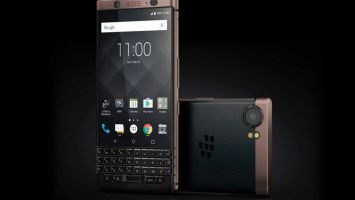 TCL завершает производство смартфонов под брендом BlackBerry